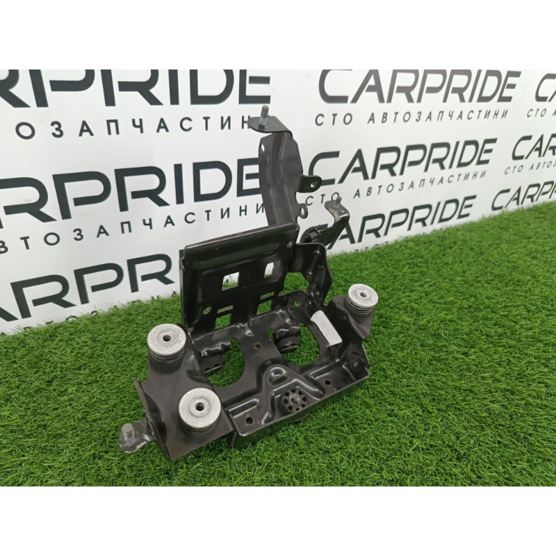 Кронштейн компрессора подвески (подвеска) Audi Q7 4M 2015 3.0 CRE 4M0698999