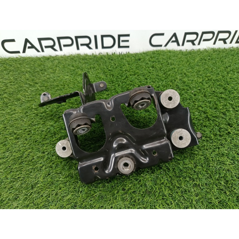 Кронштейн компрессора подвески (подвеска) Audi Q7 4M 2015 3.0 CRE 4M0698999