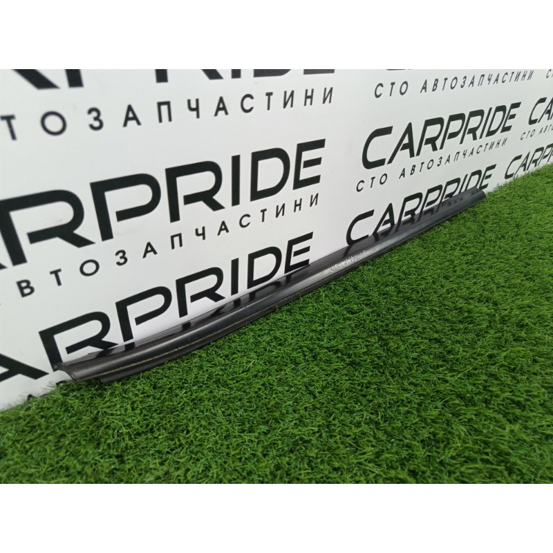 Молдинг стекла (кузов и элементы) KIA Optima TF 832202T000