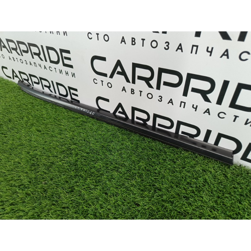 Молдинг стекла (кузов и элементы) KIA Optima TF 832202T000