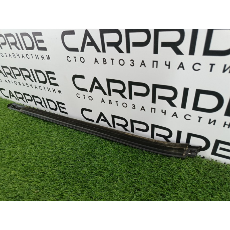 Молдинг стекла (кузов и элементы) KIA Optima TF 832202T000