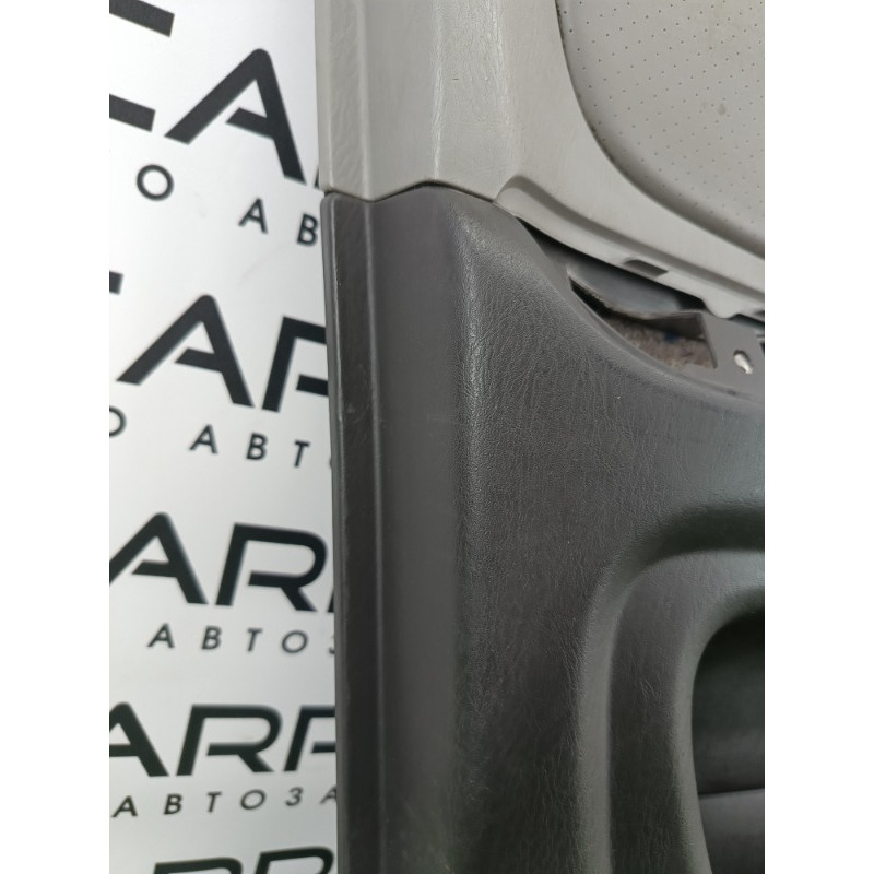 Дверная карта (салон) Toyota Highlander XU20 67764x1t00