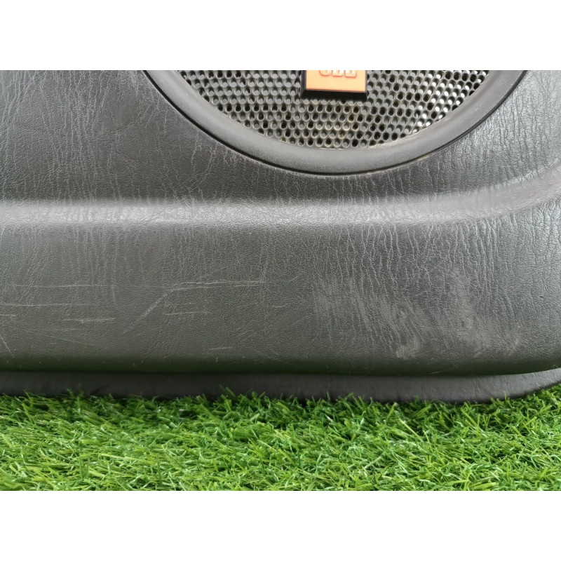 Дверная карта (салон) Toyota Highlander XU20 67764x1t00