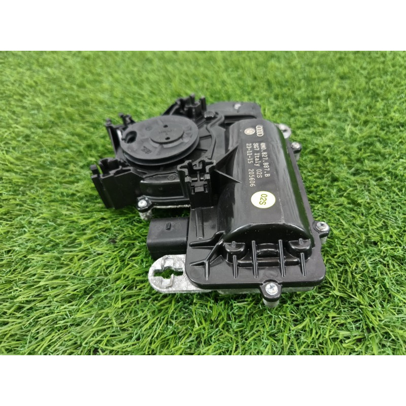 Привод замка багажника (электрика) Audi Q7 4M 2015 3.0 CRE 4M0827887B