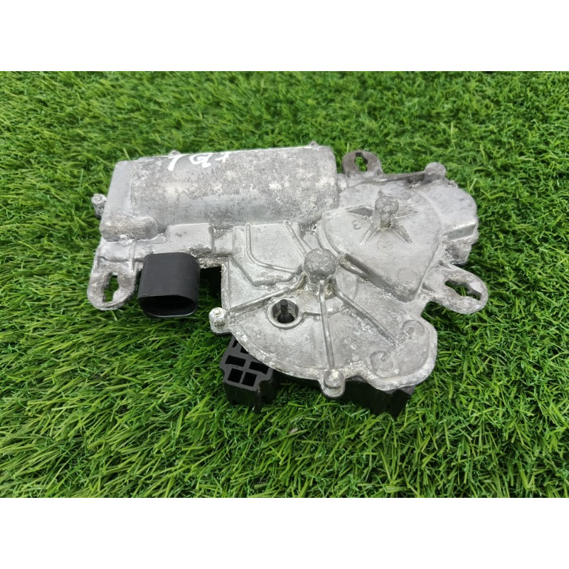 Привод замка багажника (электрика) Audi Q7 4M 2015 3.0 CRE 4M0827887B