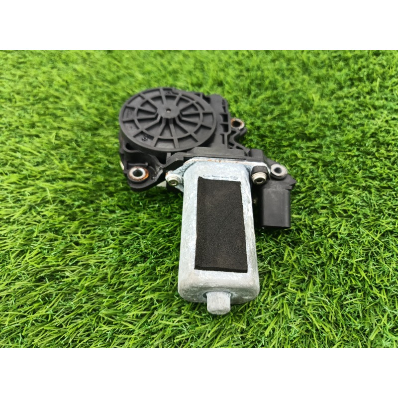 Мотор замка двери (электрика) Audi Q7 4M 2015 3.0 CRE 4m0839003