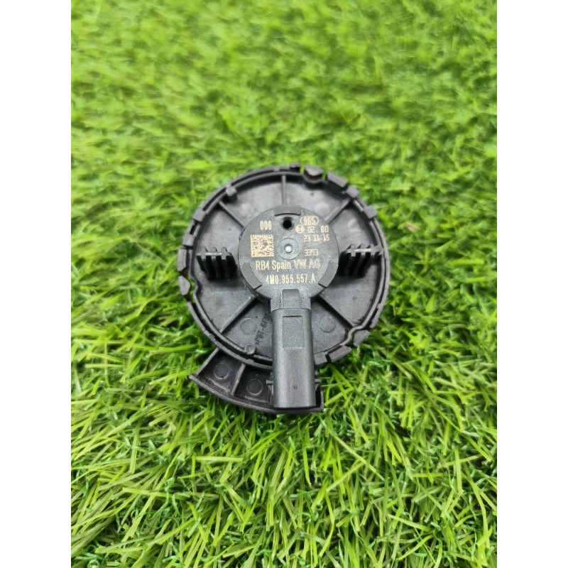 Датчик удара (электрика / датчики) Audi Q7 4M 2015 3.0 CRE 4m0955557a