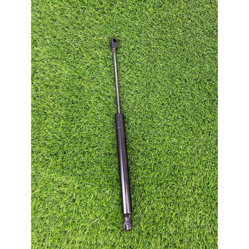 Амортизатор багажника (кузов и элементы) Jeep Patriot MK74 2012 2.4 68061353aa