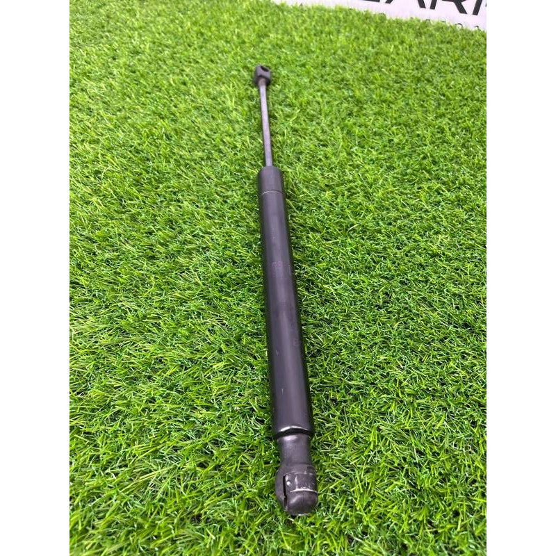 Амортизатор багажника (кузов и элементы) Jeep Patriot MK74 2012 2.4 68061353aa