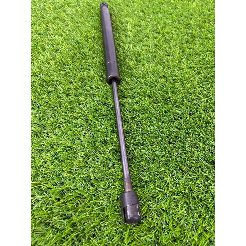 Амортизатор багажника (кузов и элементы) Jeep Patriot MK74 2012 2.4 68061353aa