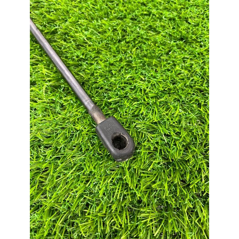 Амортизатор багажника (кузов и элементы) Jeep Patriot MK74 2012 2.4 68061353aa