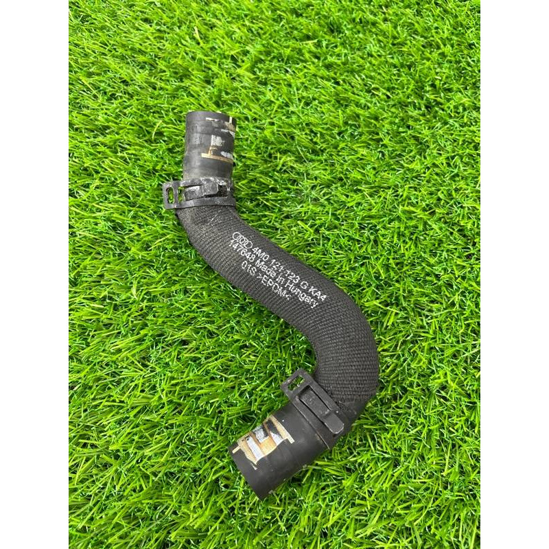 Патрубок (система охлаждения) Audi Q7 4M 2015 3.0 CRE 4m0121123g