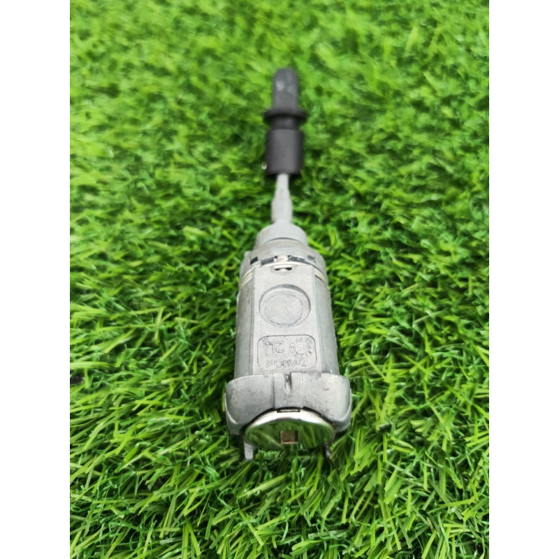 Личинка замка двери (кузов и элементы) Audi Q7 4M 2015 3.0 CRE 4m1837167a