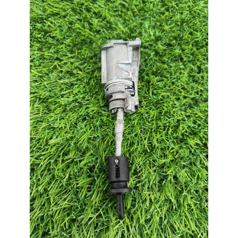 Личинка замка двери (кузов и элементы) Audi Q7 4M 2015 3.0 CRE 4m1837167a