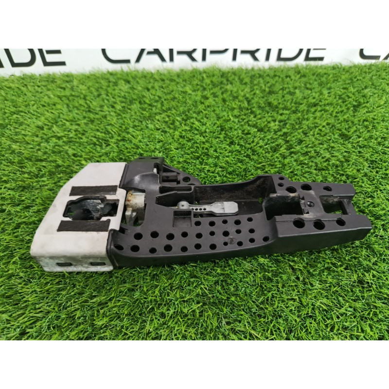 Кронштейн ручки двери (кузов и элементы) Audi Q7 4M 2015 3.0 CRE 4M1837885A