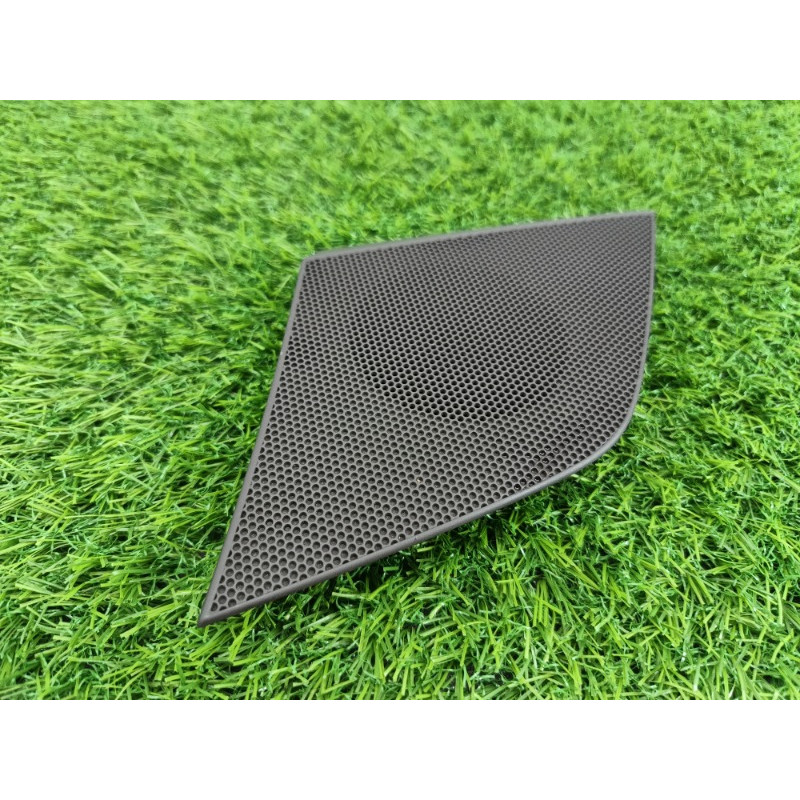 Крышка динамика в торпедо (салон) Audi Q7 4M 2015 3.0 CRE 4M0857227GZ5