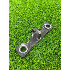 Ответная часть замка багажника