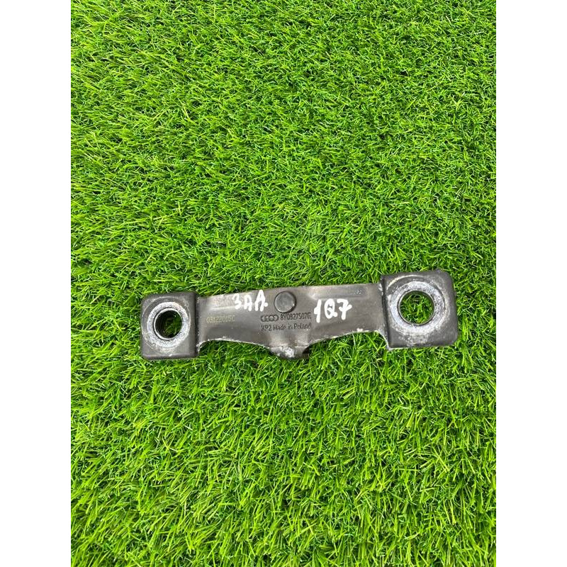 Ответная часть замка багажника (кузов и элементы) Audi Q7 4M 2015 3.0 CRE 8v0827507e