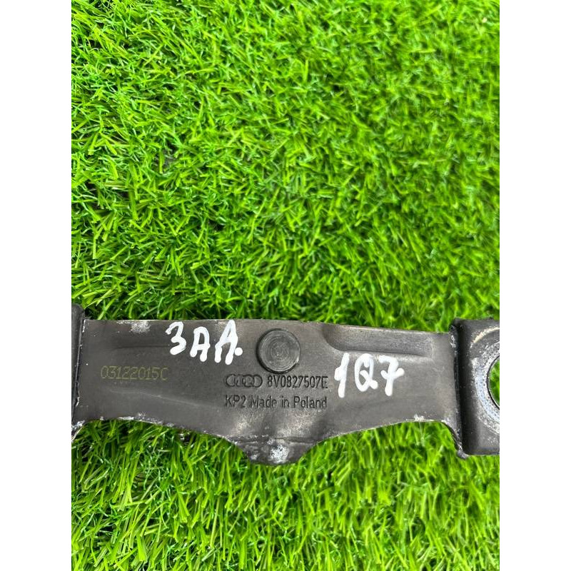 Ответная часть замка багажника (кузов и элементы) Audi Q7 4M 2015 3.0 CRE 8v0827507e