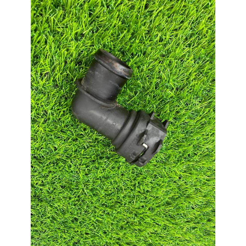 Фланец (система охлаждения) Volkswagen Tiguan 5N 2011 1.4 CAVA 5n0122291b