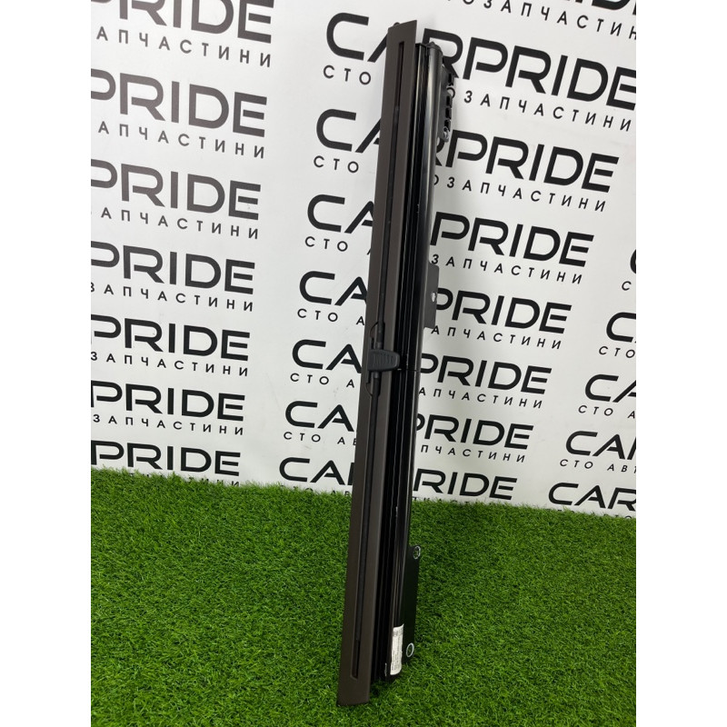 Солнцезащитная шторка (салон) Audi Q7 4M 2015 3.0 CRE 4M0861333BHCJ