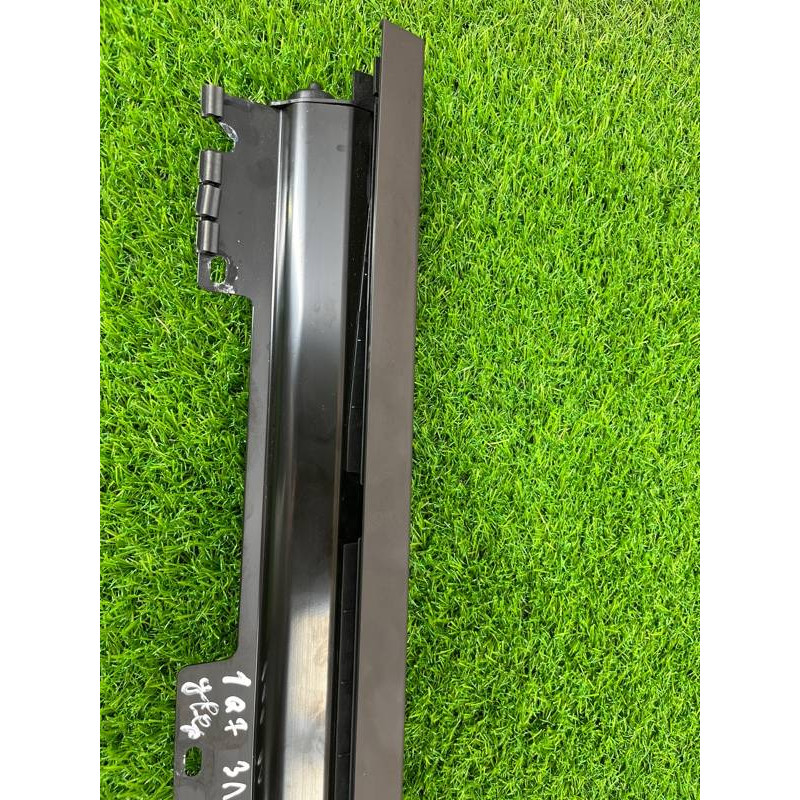 Солнцезащитная шторка (салон) Audi Q7 4M 2015 3.0 CRE 4M0861333BHCJ