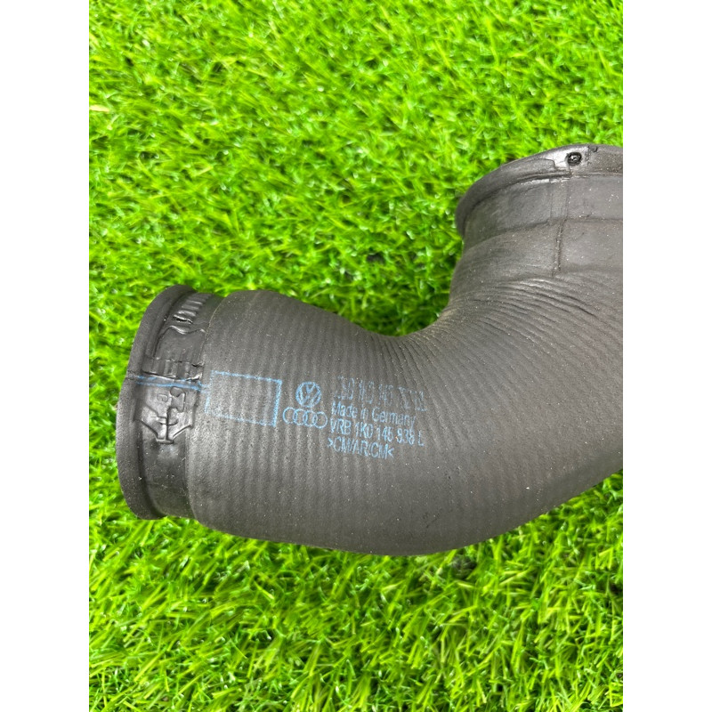 Патрубок интеркулера (двигатель и элементы) Volkswagen Tiguan 5N 2011 1.4 CAVA 1k0145838l