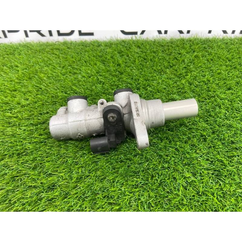 Главный тормозной цилиндр (тормозная система) Volkswagen Tiguan 5N 2011 1.4 CAVA 3C1614019E