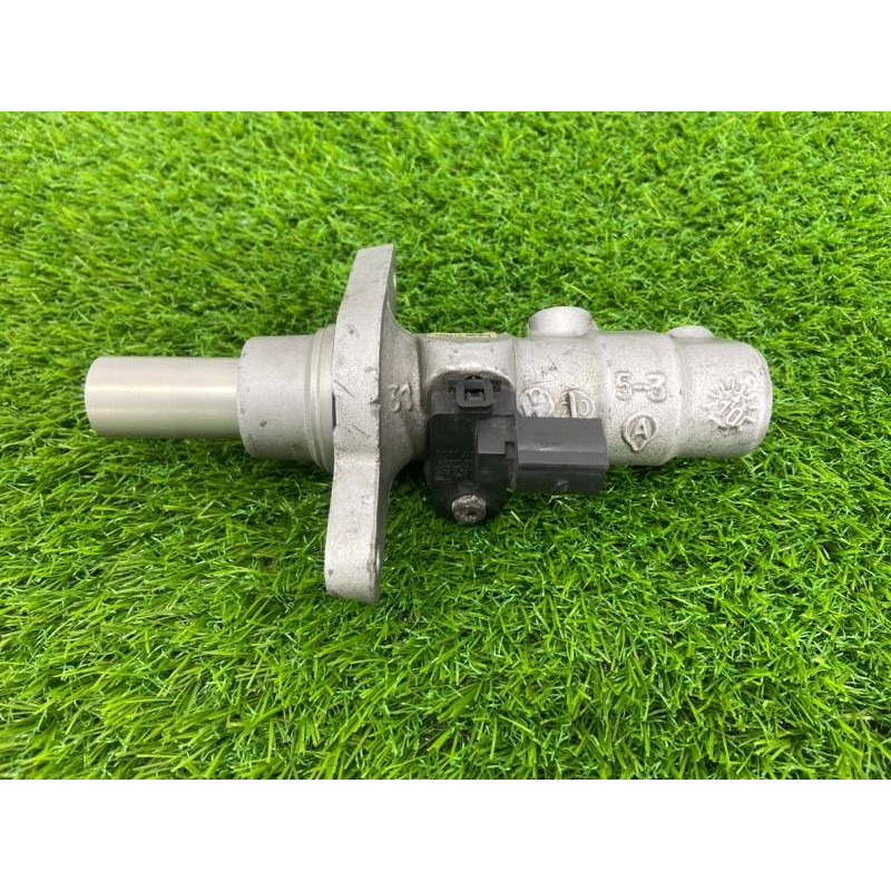 Главный тормозной цилиндр (тормозная система) Volkswagen Tiguan 5N 2011 1.4 CAVA 3C1614019E