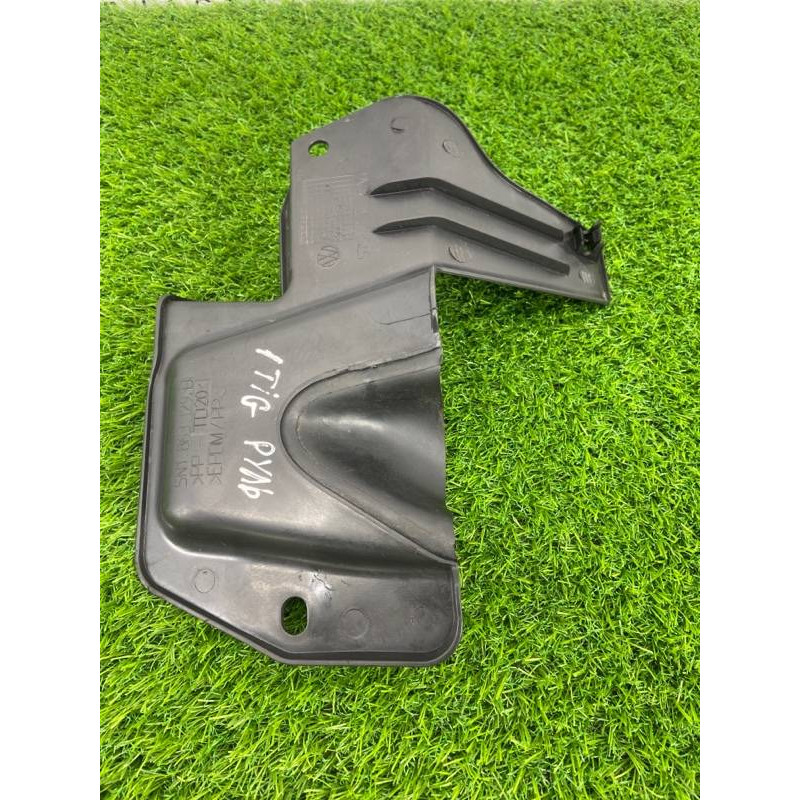 Пыльник рулевой колонки (рулевое управление) Volkswagen Tiguan 5N 2011 1.4 CAVA 5N1863129B