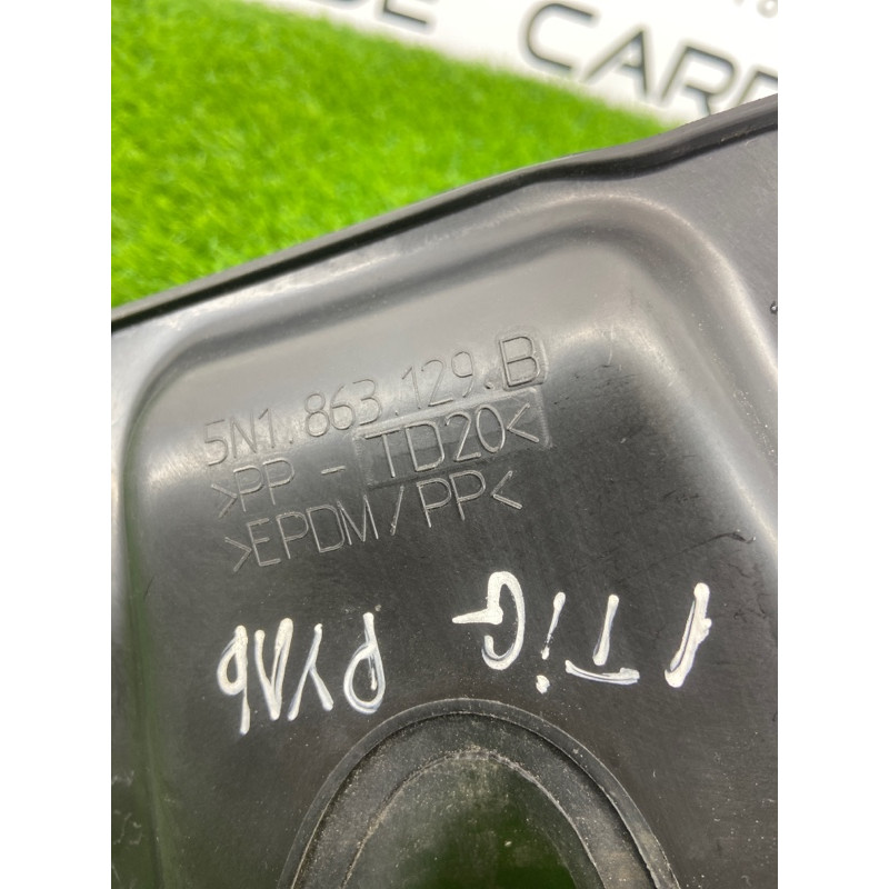 Пыльник рулевой колонки (рулевое управление) Volkswagen Tiguan 5N 2011 1.4 CAVA 5N1863129B