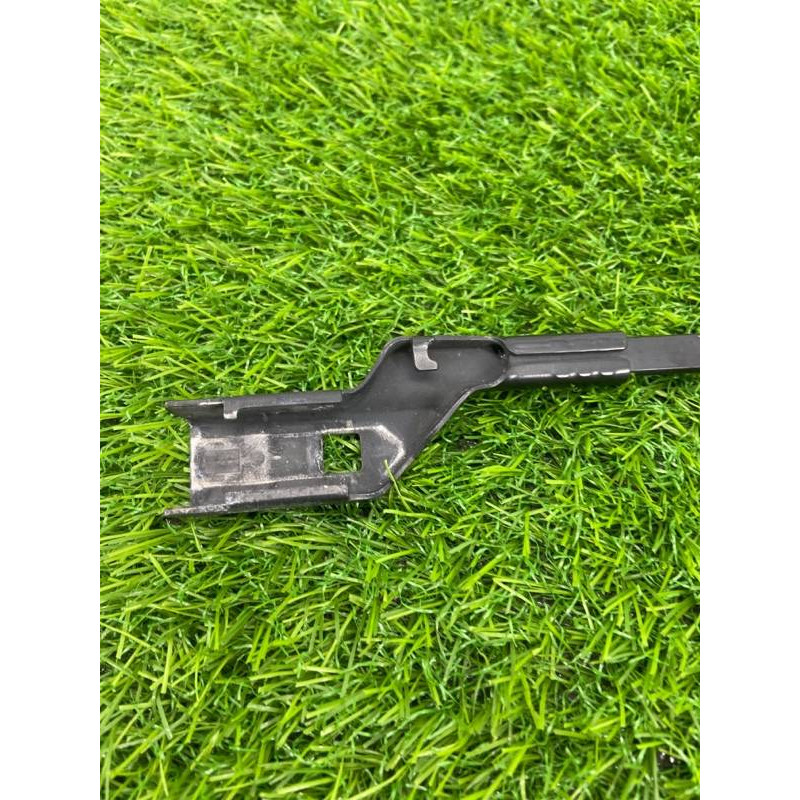 Поводок дворника (кузов и элементы) Volkswagen Tiguan 5N 2011 1.4 CAVA 5n1955410