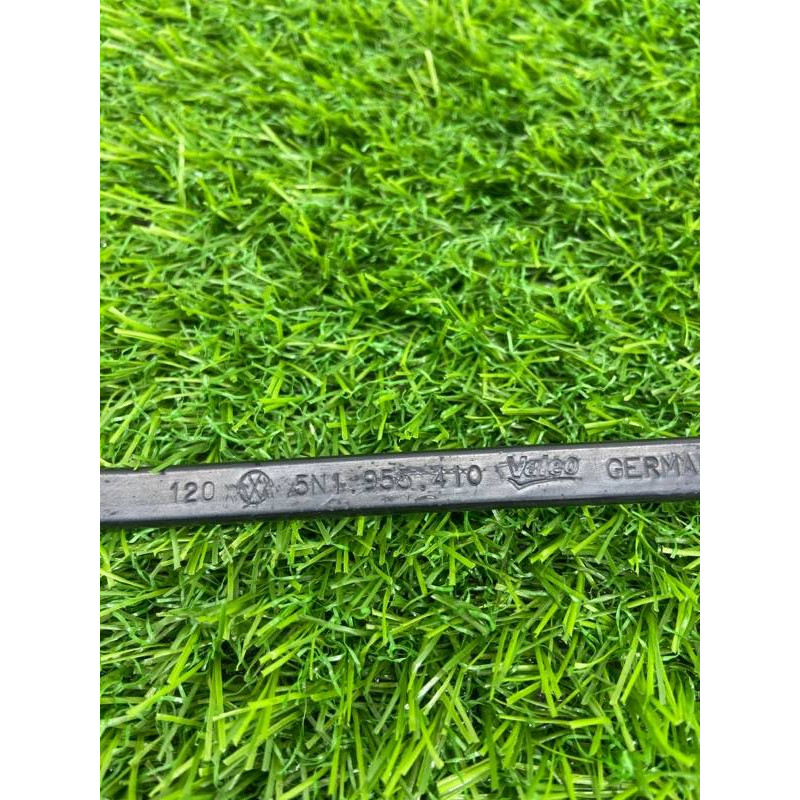 Поводок дворника (кузов и элементы) Volkswagen Tiguan 5N 2011 1.4 CAVA 5n1955410