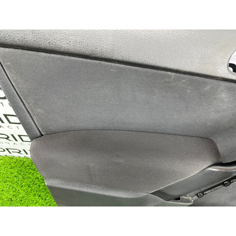 Дверная карта (салон) Volkswagen Tiguan 5N 2011 1.4 CAVA 5n0867011