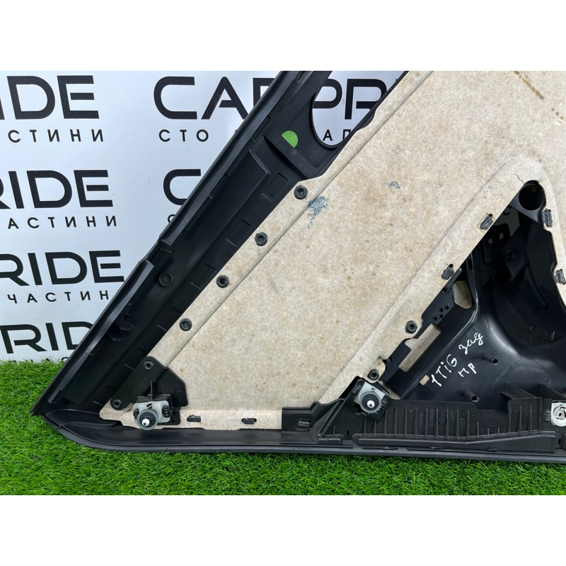 Дверная карта (салон) Volkswagen Tiguan 5N 2011 1.4 CAVA 5n0867212