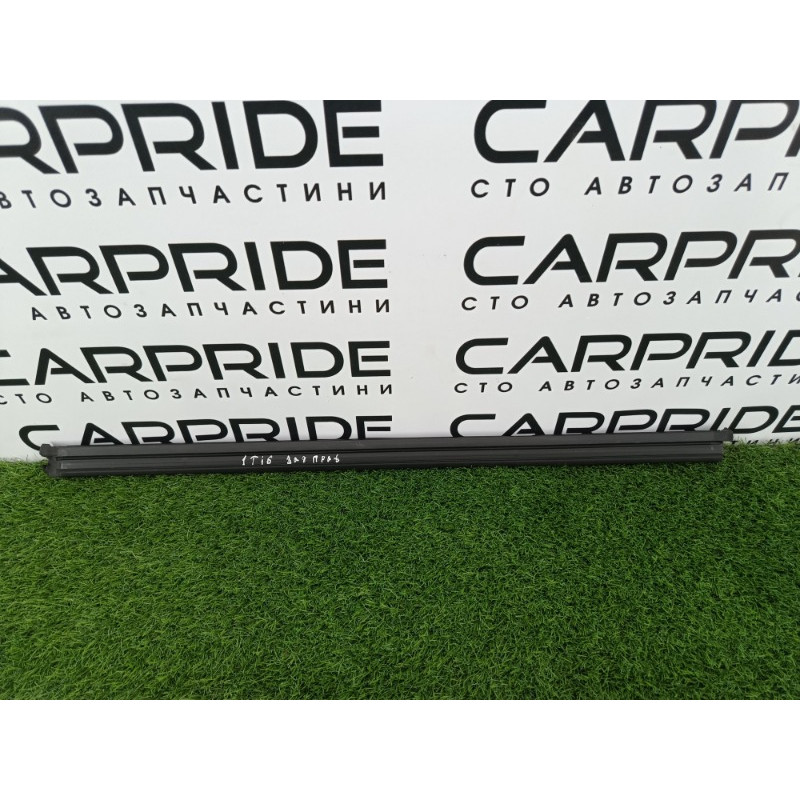 Молдинг стекла внутренний (наружные элементы кузова) Volkswagen Tiguan 5N 2011 1.4 CAVA 5n0839479a