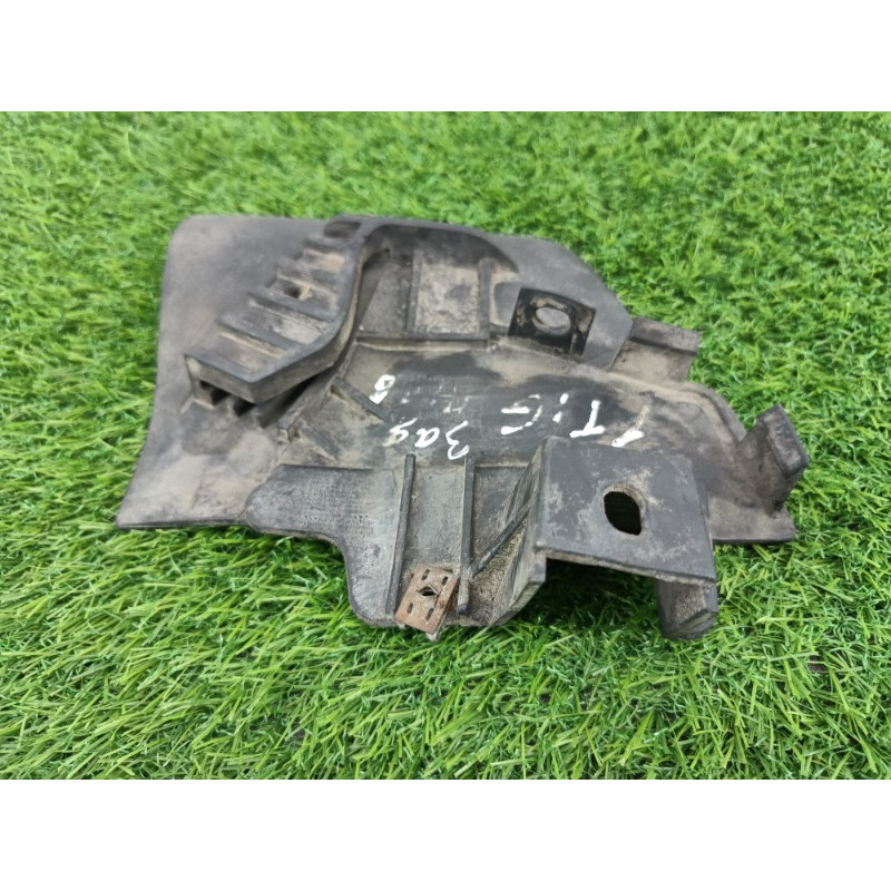 Брызговик (кузов и элементы) Volkswagen Tiguan 5N 2011 1.4 CAVA 5n0854856b