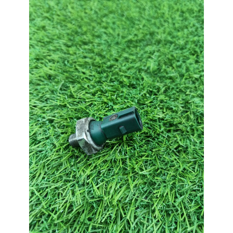 Датчик давления масла (электрика двигателя) Volkswagen Tiguan 5N 2011 1.4 CAVA 03c919081