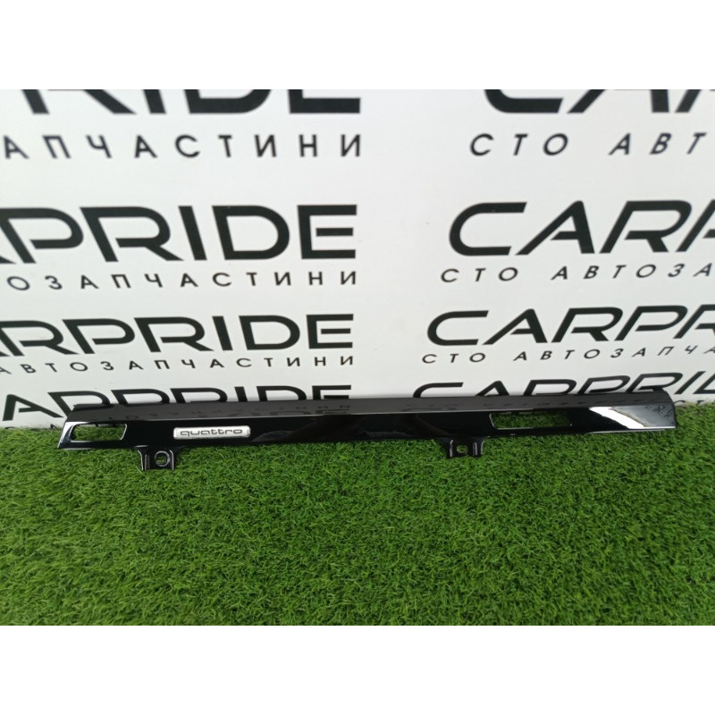 Декоративная накладка торпедо (салон) Audi Q7 4M 2015 3.0 CRE 4M1853242A1LQ