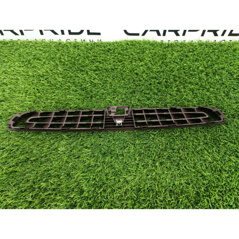 Решетка обдува лобового стекла (салон) Audi Q7 4M 2015 3.0 CRE 4M0819632GZ5