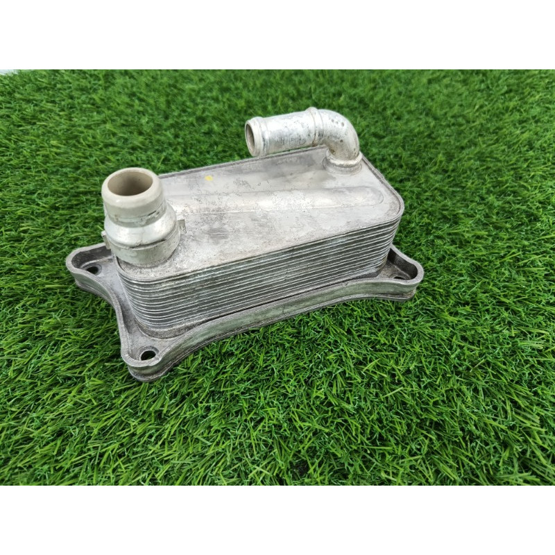 Теплообменник масляного фильтра (двигатель и элементы) Audi Q7 4M 2015 3.0 CRE 06E117021J