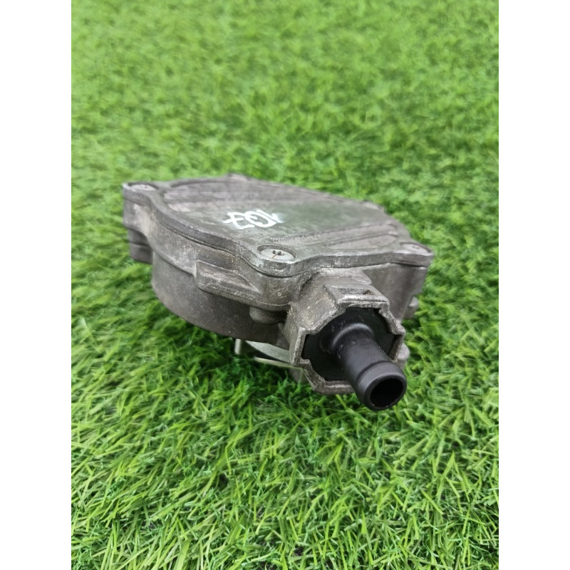 Вакуумный насос (тормозная система) Audi Q7 4M 2015 3.0 CRE 06E145100Q