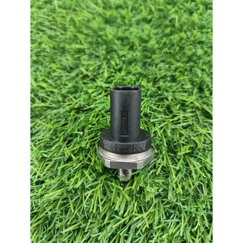 Датчик давления топлива (электрика / датчики) Audi Q7 4M 2015 3.0 CRE 06j906051f