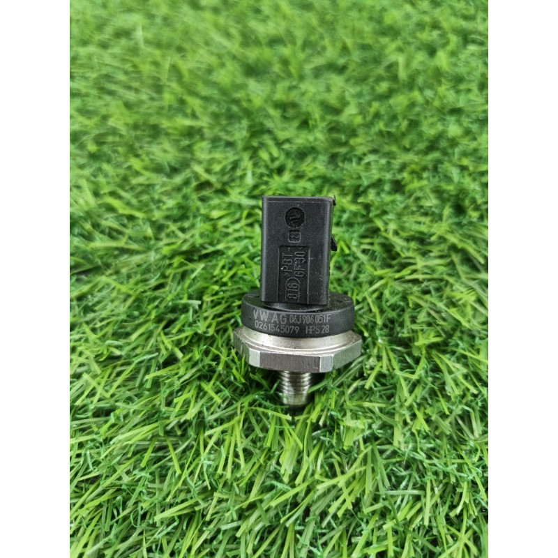 Датчик давления топлива (электрика / датчики) Audi Q7 4M 2015 3.0 CRE 06j906051f