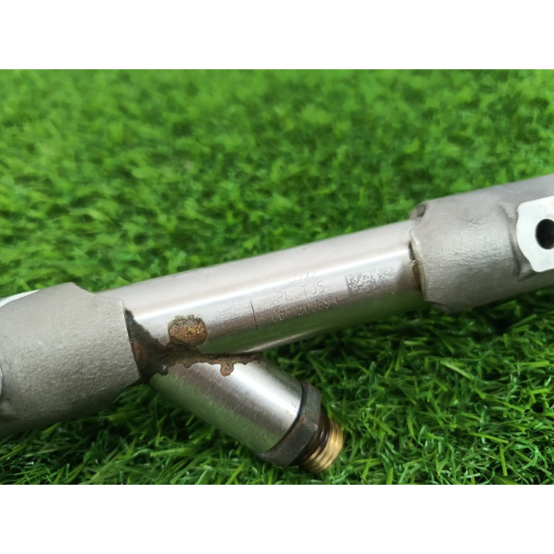 Топливная рампа (топливная система) Audi Q7 4M 2015 3.0 CRE 06E130089AF