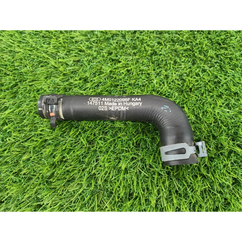 Патрубок (система охлаждения) Audi Q7 4M 2015 3.0 CRE 4M0122096F
