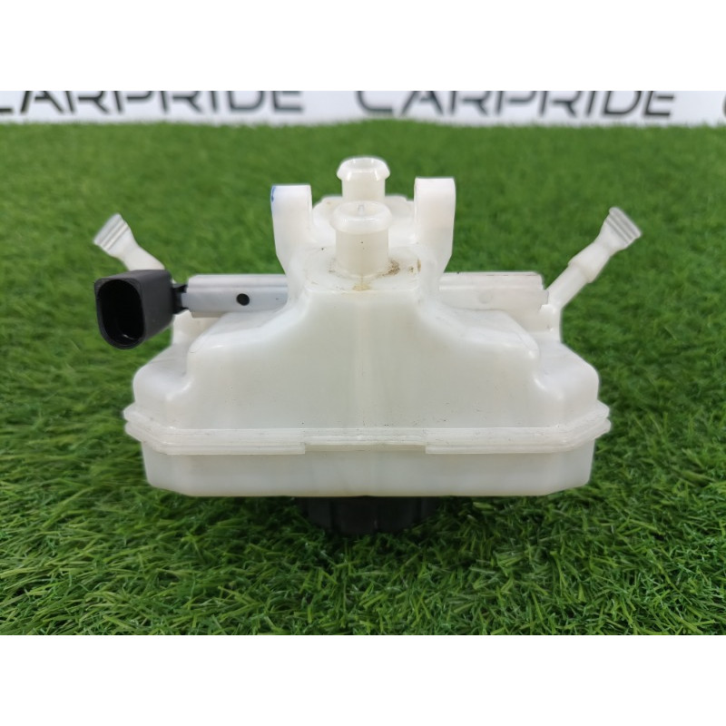 Бачок гальмівної рідини (гальмівна система) Audi Q7 4M 2015 3.0 CRE 8w0611301