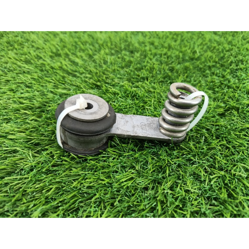 Кронштейн глушителя (выпускная система) Audi Q7 4M 2015 3.0 CRE 8K0253295