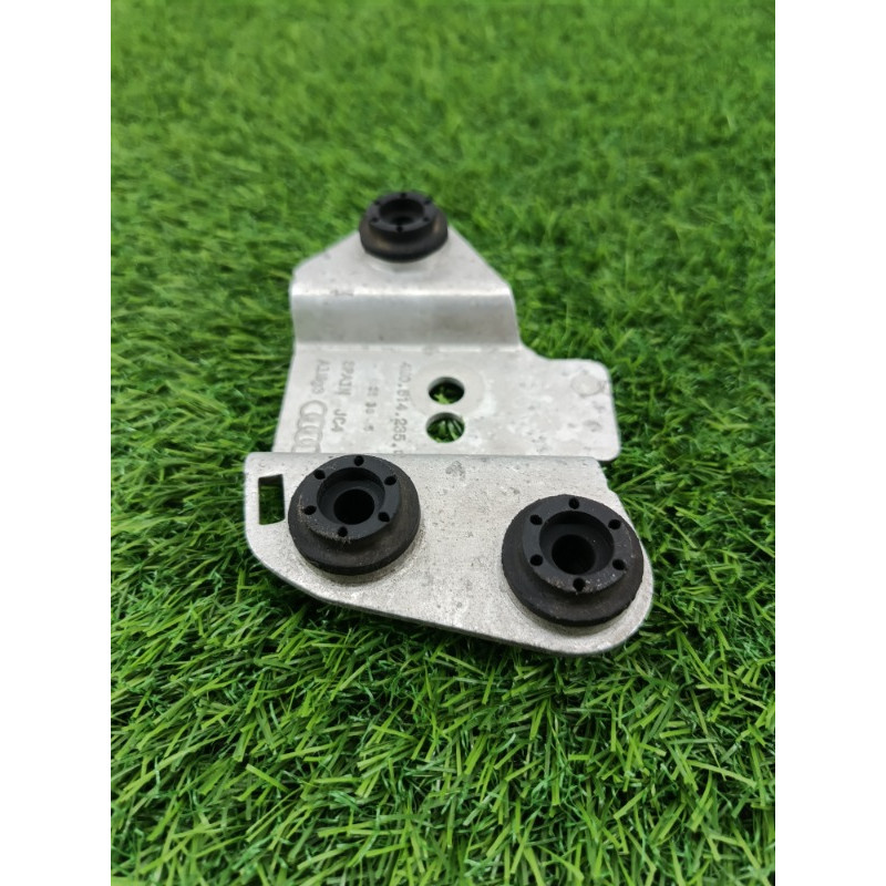 Кронштейн (двигатель и элементы) Audi Q7 4M 2015 3.0 CRE 4m0614235d