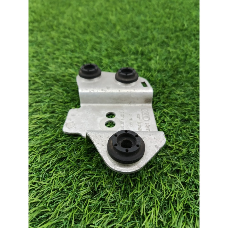 Кронштейн (двигатель и элементы) Audi Q7 4M 2015 3.0 CRE 4m0614235d